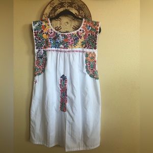 Mi Golondrina Flores Embroidered Dress